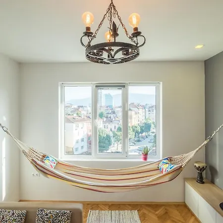 Artistic & Spacious 2bd By Flat Mаnager Apartment